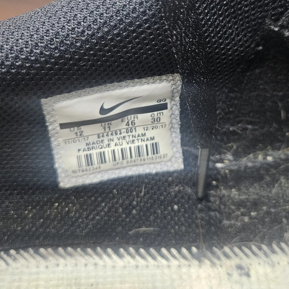 Size 12 - Nike SB Check Solarsoft Canvas Black White